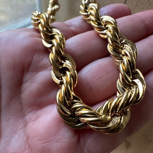 Gold Rope Chunky Chain Necklace with Classic Rope Design - Picture 8 of 15